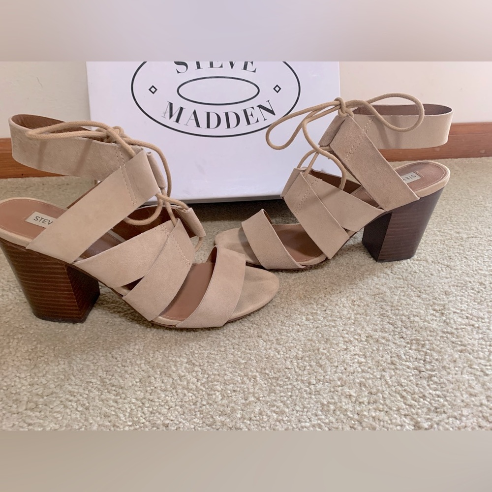 Steve Madden Emalena Heel